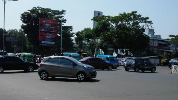 Jalan Raya Jakarta Bogor Lancar Siang Ini