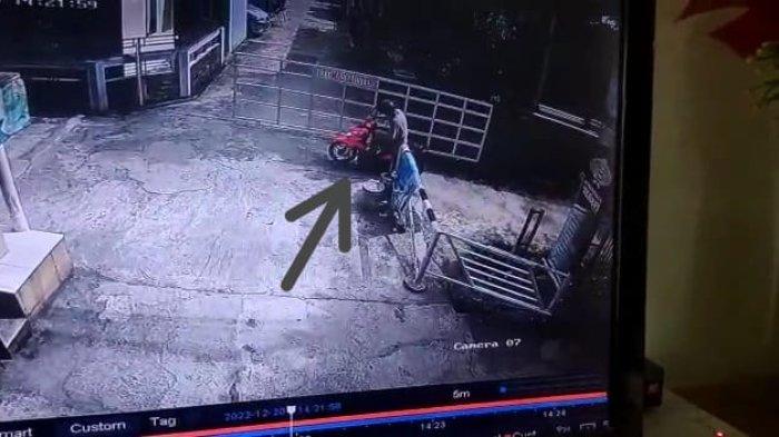 Terungkap! Ini Detik-Detik Jambret di Cibuluh Bogor yang Siram Wajah Korban dengan Boncabe