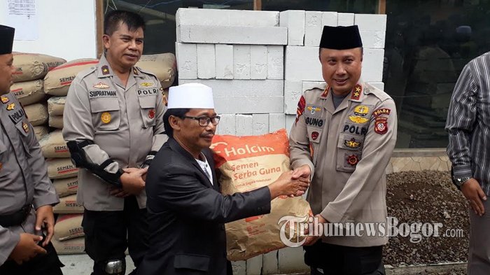 Kapolda Jabar Bantu Pembangunan Masjid, Warga Cisarua Puncak Sumringah