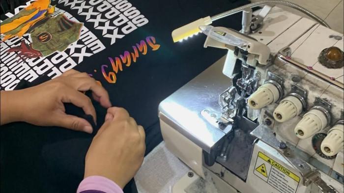 Rintis Usaha Sejak Belia, Pemuda Asal Bogor Ini Sukses Pasarkan Kasabo Vendor sampai Luar Negeri