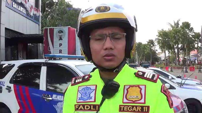 Volume Kendaraan Meningkar, Jalur Puncak Macet Parah