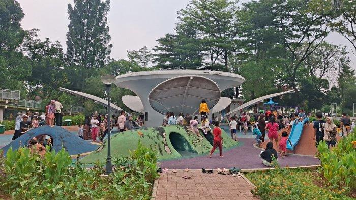 KERAMAIAN TAMAN SILIWANGI - Keramaian Taman Siliwangi saat hari terakhir libur panjang, Senin (1/6/2026).