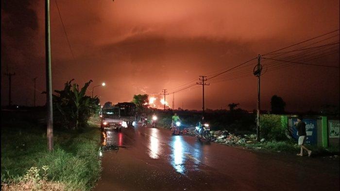 Kilang Minyak Balongan Terbakar, Sebagian Warga yang Mengungsi Kembali ke Rumah