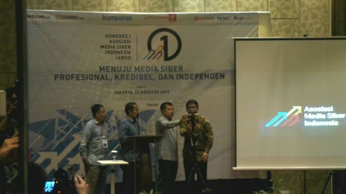 Jusuf Kalla Buka Kongres Asosiasi Media Siber Indonesia , Dihadiri Ratusan Pimpinan Media Online