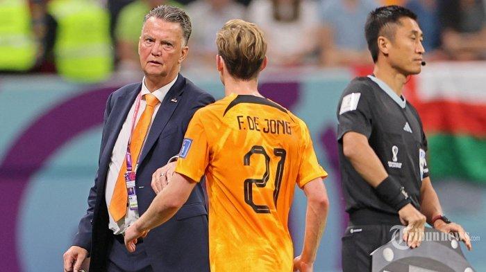 Mundur Dari Kursi Pelatih Pasca Belanda Gugur di Piala Dunia 2022, Ini Pengorbanan Louis Van Gaal
