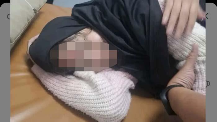 MAHASISWI UNPAK JATUH: Beredar di media sosial foto mahasiswi Unpak Bogor meringis kesakitan di RS usai jatuh dari lantai 3. Keseharian Ira Siti Nur Azizah di kampus terkuak.