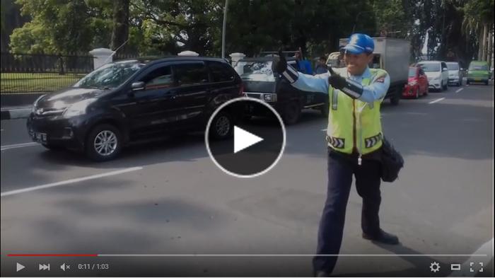 Tonton Aksi 'Gila' Mahfud Supeltas Bogor