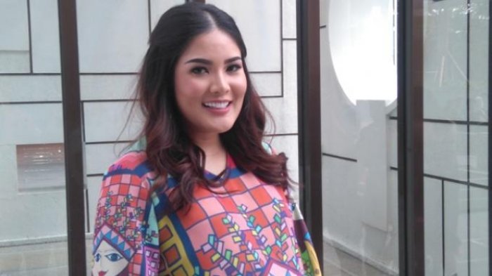 Nindy Ayunda Jalani Pemeriksaan soal Kasus Senpi Ilegal Dito Mahendra di Bareskrim Polri