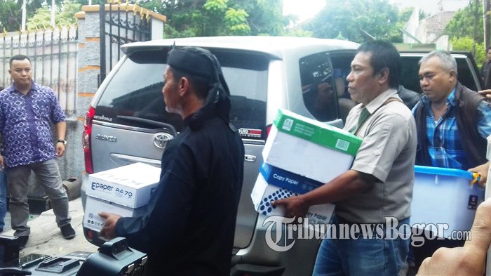 Paslon Wakil Wali Kota-Wali Kota Bogor Jalur Independen Serahkan Persyaratan ke KPU