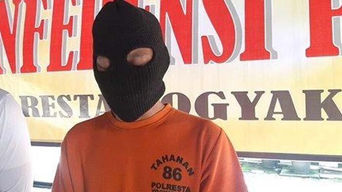 Detik-detik Pria Jogja Kabur dari Hotel Tanpa Busana, Langsung Ngacir Usai Wanita Open BO Teriak