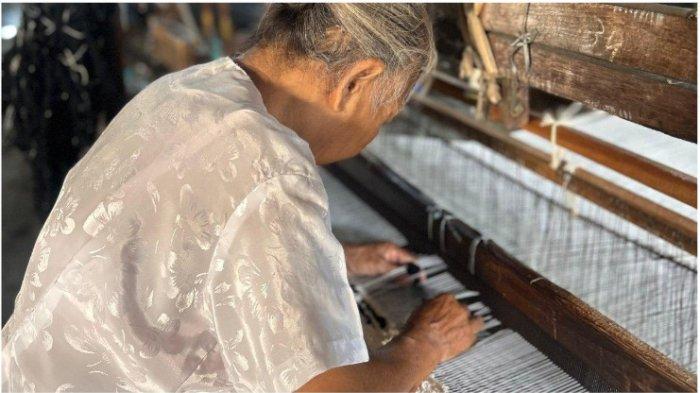 Cenderaloka: Platform Jual Beli Produk Kerajinan dan UMKM Langsung dari Perajin Lokal