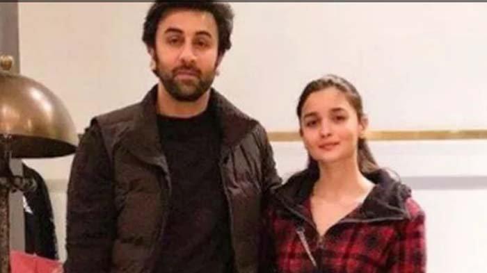 Rayakan Ulang Tahun di Jodhpur, Ranbir Kapoor dan Alia Bhatt Diisukan Sedang Cari Tempat Nikah