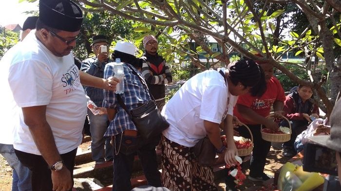 Puji Kualitas Vokal, Rano Karno Sebut Benyamin Lebih Hebat dari Elvis Presley