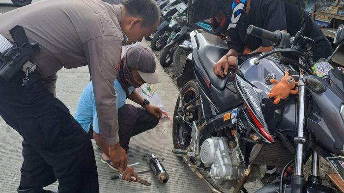 Razia di Jalan Raya Bogor-Sukabumi, Polsek Caringin Sita Puluhan Knalpot Brong