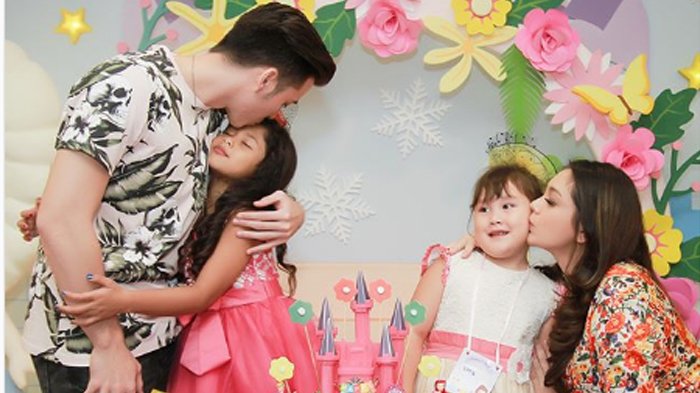 Istri yang Pernah Dikira Hamil Duluan Ini Masuk Rumah Sakit, Penampilan Suaminya Bikin Pangling