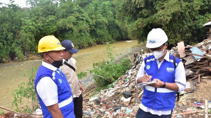 Sungai Ciliwung Jadi Tempat Sampah, Perumda Tirta Kahuripan Ajak Warga Ikut Menjaga Alam
