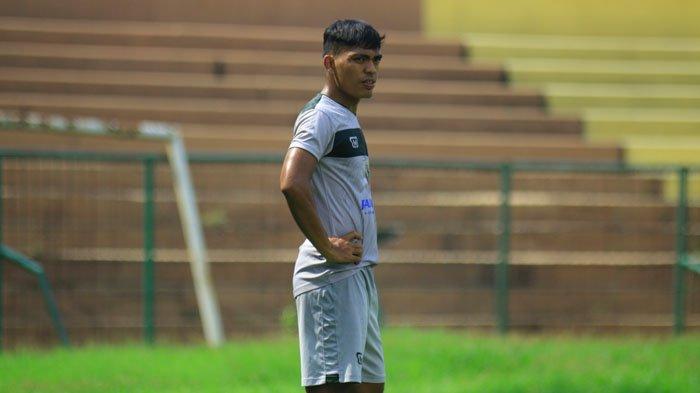Tak Hanya Lihai Jaga Pertahanan PS Tira Persikabo, Tanjung Sugiarto Hobi Pelihara Burung