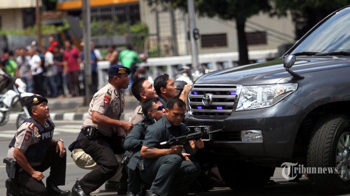 BREAKING NEWS : Densus 88 Gerebek Sebuah Rumah di Bogor