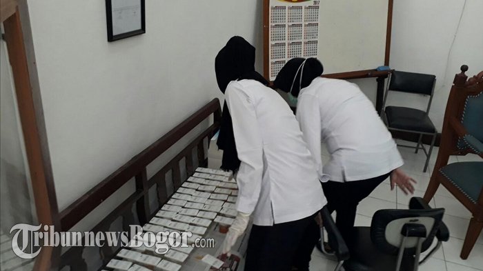 Hakim Hingga Karyawan Honorer Pengadilan Negeri Kota Bogor Jalani Pemeriksaan Urine
