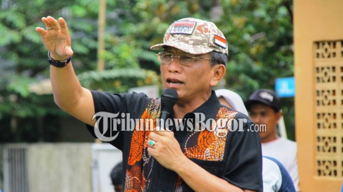 Usmar Hariman Hari Ini Konferensi Pers Hasil survey Implementasi Perda No 12 Tahun 2009 Tentang KTR