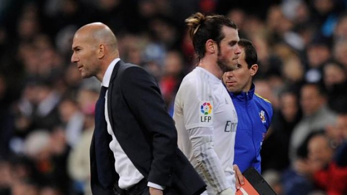 Semua Pemain Real Madrid Tulis Ucapan Perpisahan Untuk Zinedine Zidane, Kecuali Gareth Bale, Kenapa?