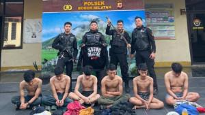 10-orang-anggota-gangster-bernama-Selatan-Neverdie.jpg
