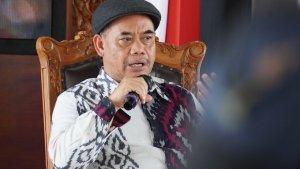 Guru-Besar-Ilmu-Sosiologi-Universitas-Muhammadiyah-Yogyakarta-Prof-Dr-Zuly-Qodir.jpg