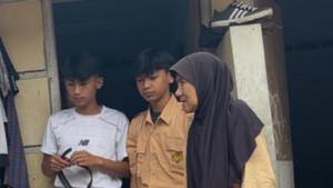 Haikal-dan-Haezar-pelajar-kakak-beradik-asal-Kecamatan-Parung-Kabupaten-Bogor-yang-haru.jpg