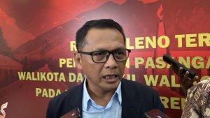 Hery-Antasari-menitipkan-pesan-langsung-kepada-Dedie-Jenal.jpg