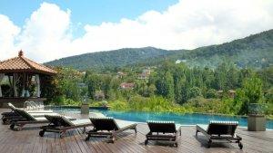 Infinity-pool-The-Grand-Hill-Bistro.jpg
