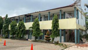 KBM-di-SMKN-1-Cileungsi-Kecamatan-Cileungsi-Kabupaten-Bogor-ditiadakan-pasca-atap-sekolah-a.jpg