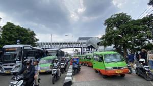 Kemacetan-di-depan-Alun-Alun-Kota-Bogor.jpg
