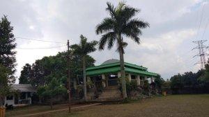 Makam-Mbah-Arya-Baya.jpg