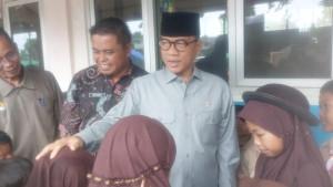 Mendes-Yandri-Susanto-kunjungi-desa-yang-viral-di-Kabupaten-Bogor-karena-dilelang-dan-desa-y.jpg