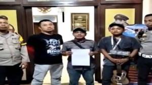 Pengamen-yang-membuat-resah-wisatawan-di-kawasan-Puncak-Bogor.jpg