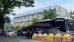 Putaran-balik-kendaraan-di-Jalan-KH-Abdullah-Bin-Nuh-Kecamatan-Bogor-Barat-Kota-Bogo.jpg