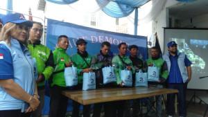 Rayakan-HUT-Ke-24-DPC-Partai-Demokrat-Kota-Bogor-Bagi-bagi-Ratusan-Paket-Sembako.jpg