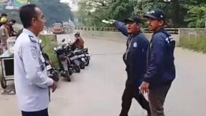 Sejumlah-orang-memarahi-petugas-Dishub-Kabupaten-Bogor.jpg