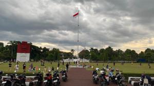 Suasana-ramai-di-Lapangan-Tegar-Beriman-Kecamatan-Cibinong-K.jpg