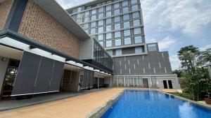 Swiss-Belinn-Bogor-kolam-renang.jpg