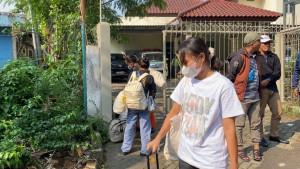 Tiga-pekerja-asal-NTT-dijemput-kerabat-pulang-buntut-dugaan-penyekapan-di-panti-jompo-yang-be.jpg