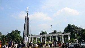 Tugu-kujang-kota-bogor.jpg