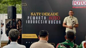 Wakil-Wali-Kota-Bogor-Jenal-Mutaqin-memberi-sambutan-dalam-pameran-satu-dekade-PFI-Bogor.jpg