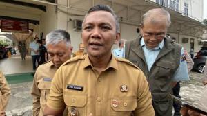Wakil-Wali-Kota-Bogor-Jenal-Mutaqin-saat-memberikan-tanggapan-terkait-RSUD.jpg