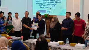 bantuan-pelunasan-biaya-pendidikan-atau-yang-dikenal-dengan-program-tebus-ijazah.jpg
