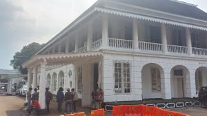 kantor-lokasi-pertemuan-antara-pihak-desa-yang-heboh-dilelang-di-Bogor-Rabu-2492025-Akhi.jpg