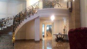 onih-hotel-lobi.jpg