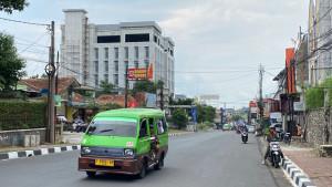 rerouting-angkot.jpg