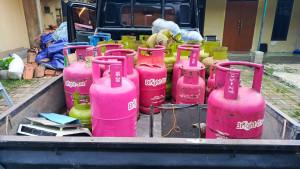 rumah-pengoplos-gas-digrebek.jpg