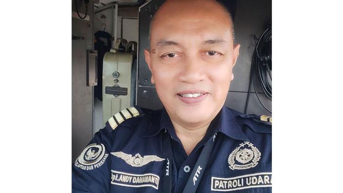 Capt-Andy-Dahananto-pilot-pesawat-ATR-42-500-dari-Indonesia-Air-Transport-yang-dilaporka.jpg